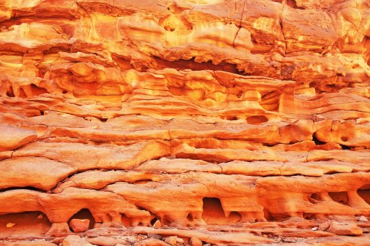 Coloured-canyon-and-The-blue-hole-from-Sharm-El-Sheikh